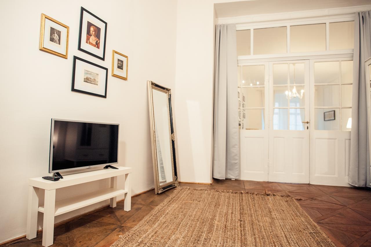 Apartment Astronomical Clock プラハ エクステリア 写真