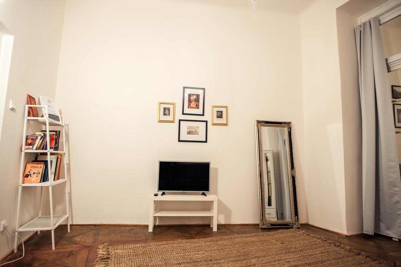Apartment Astronomical Clock プラハ エクステリア 写真